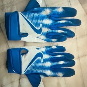 Nike Youth Batting Gloves